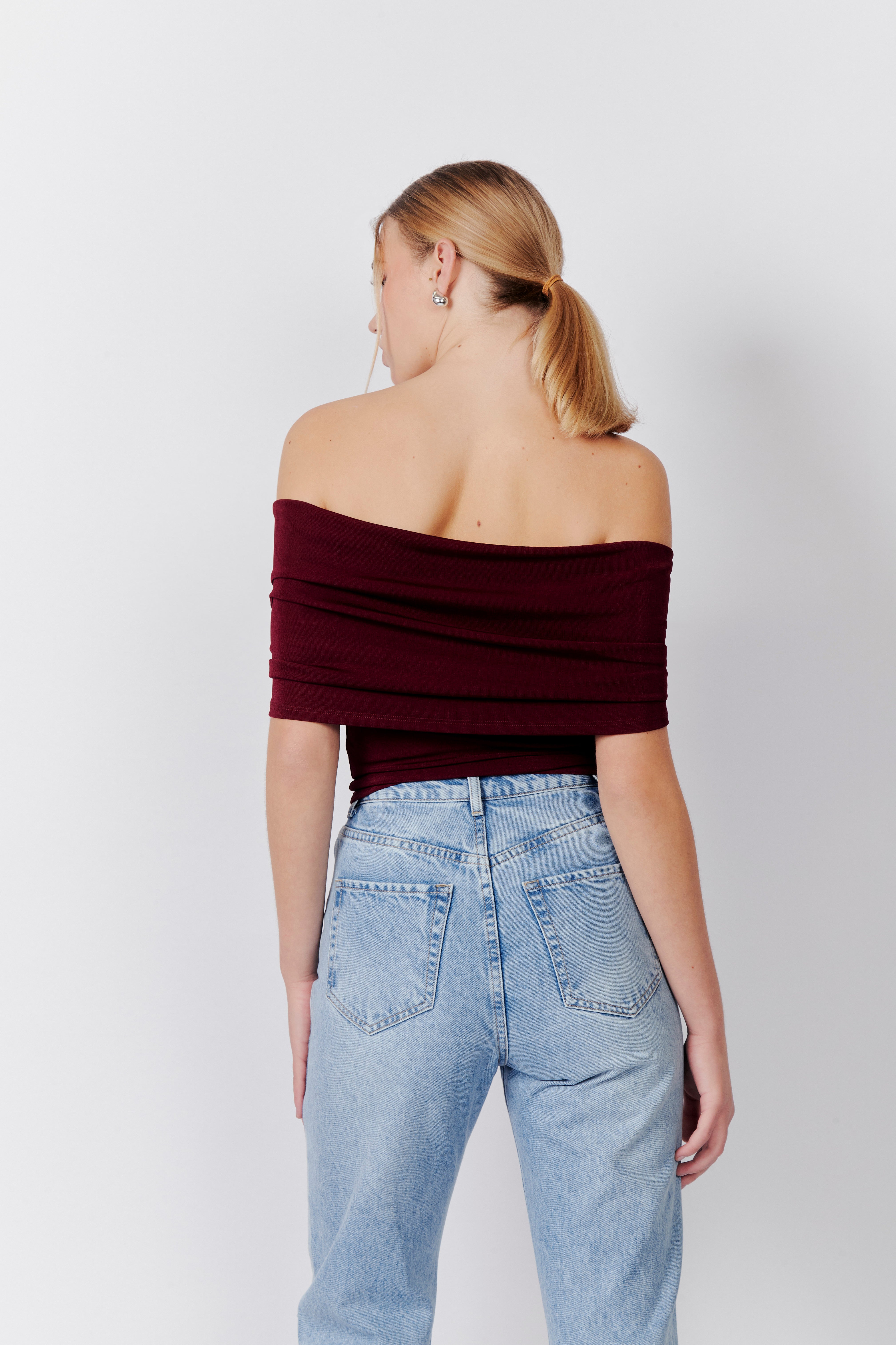 Top Off Shoulder Aro - Burgundy